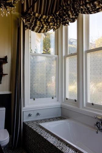 Ванная комната в Hulbert House Luxury Boutique Lodge Queenstown