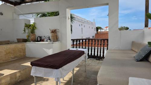 Rõdu või terrass majutusasutuses Hotel Casa la Tablada