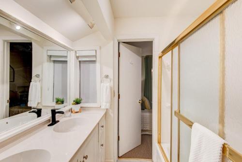 Ένα μπάνιο στο Orchid Cabin