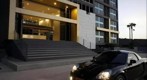Bangunan di mana terletaknya hotel