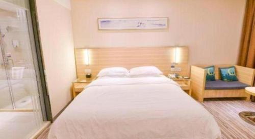 Letto o letti in una camera di City Comfort Inn Hotel Guilin Hongling Road