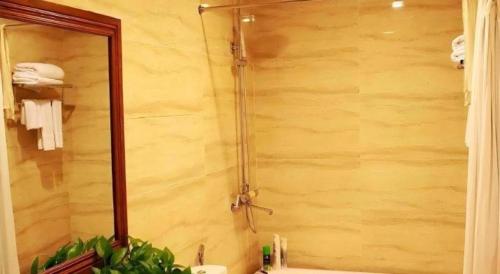 Koupelna v ubytování Duy Anh Hotel