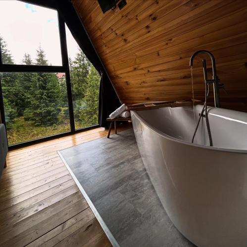 Φωτογραφία από το άλμπουμ του Black Chalet σε Vartop