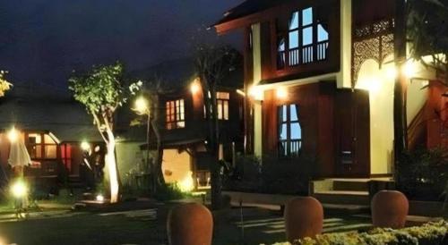 Zahrada ubytování Huan Aumpron Resort