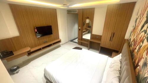 Foto dalla galleria di The White Castle Hotel a Mysore