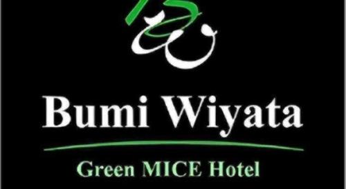 Сертификат, награда, вывеска или другой документ, выставленный в Bumi Wiyata Hotel