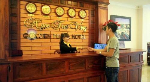 ダラットにあるgolden pearl hotelのギャラリーの写真