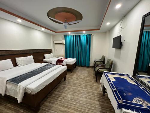 Imagen de la galería de Regent palaza, en Dargai