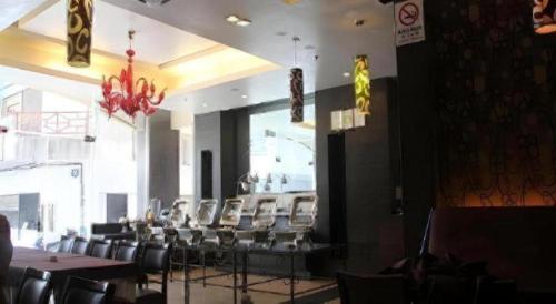Гостиная зона в MB Hotel