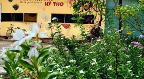 Zahrada ubytování KS Quảng Trường Mỹ Tho
