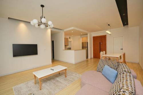 Modern Downtown Bole apartment