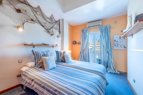 Holiday rentals apartment with Sea Views Puerto Marina