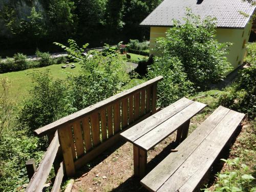Galeriebild der Unterkunft Ferienwohnung FELSENBLICK in Loich