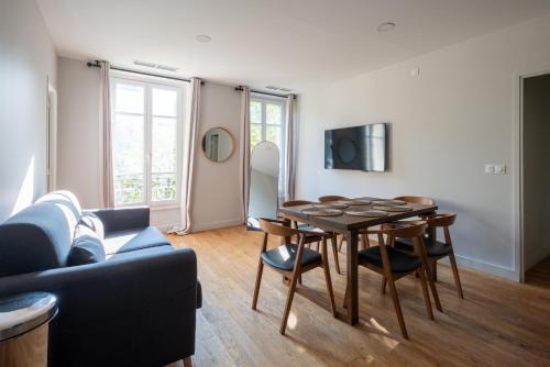 Foto Stylish 2 Bedroom Apartment in Paris 1