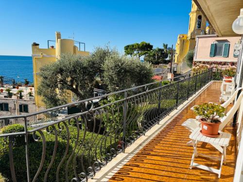 Charming Posillipo Sea View Ibiscus House