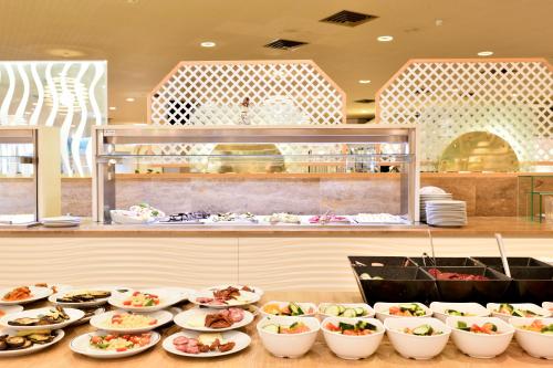 Jídlo v hotelu nebo okolí