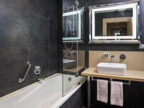 Koupelna v ubytování Novotel Bogota Parque 93