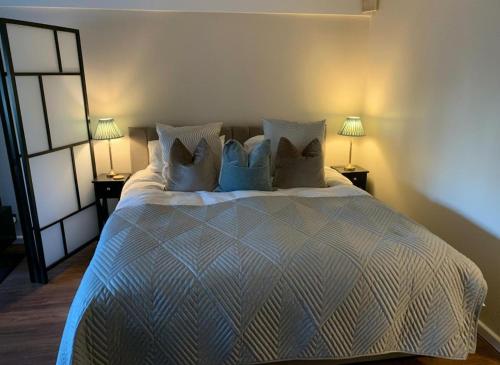 Cama o camas de una habitación en Annex Studio - Sleeps 2 High-Speed Wifi & Parking