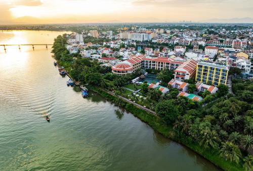 Phong cảnh thiên nhiên gần resort