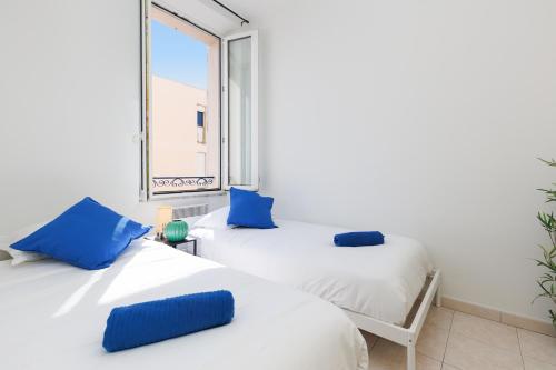 BnGo I Emerald Suite I 6 pax, center