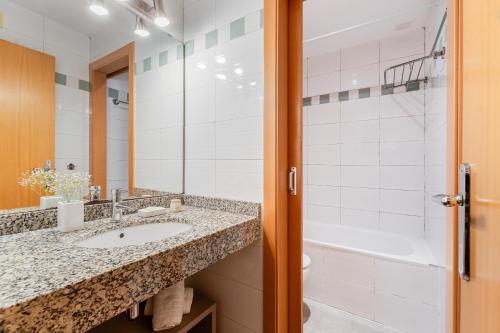 Aspasios Plaza Real Apartments