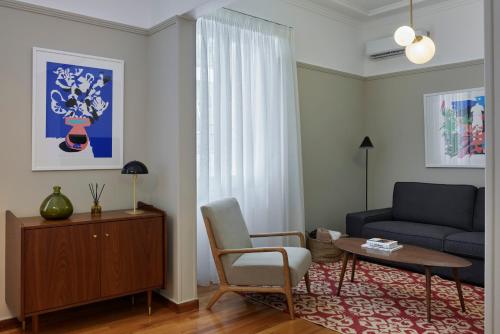 Pagrati Deco 2bd Apt