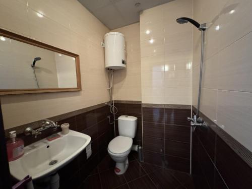 Ένα μπάνιο στο Leti Apartment