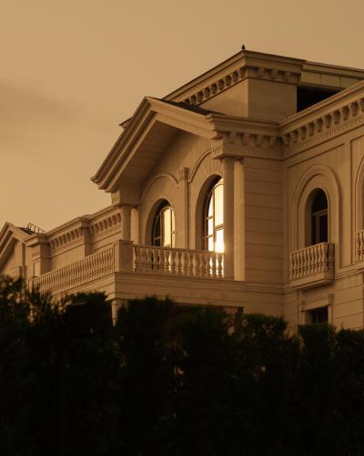 Το κτήριο όπου στεγάζεται  το ξενοδοχείο