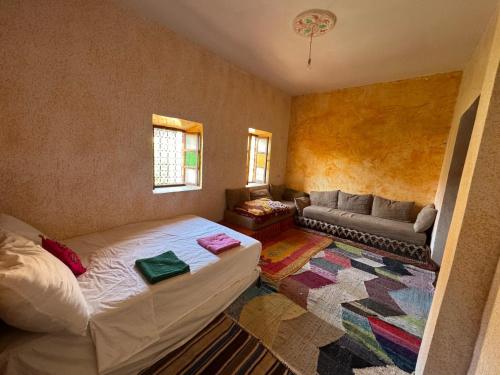 Posezení v ubytování ACHAHOUD CHEz LA BELLE FIBULLE