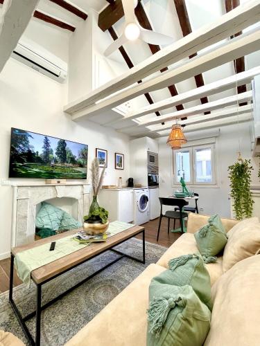 Waou PALACIO DE CRISTAL es MIA - Corta Duración