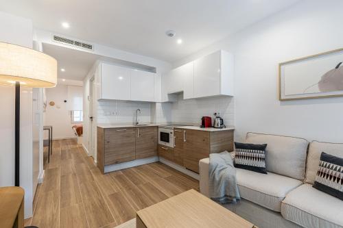 Waou Best III Madrid Rio