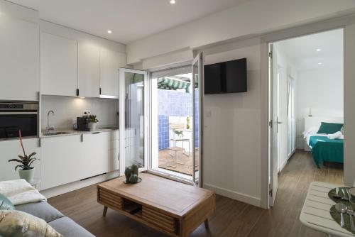 Waou Terrace House