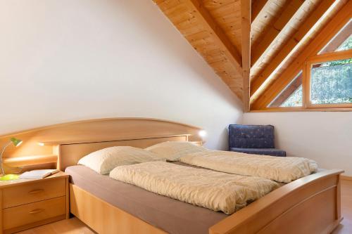 Una cama o camas en una habitación de Melcherhof