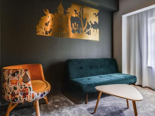 Гостиная зона в Mercure Timisoara