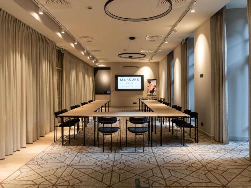 Бизнес-центр и/или конференц-зал в Mercure Liege City Centre