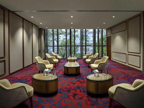 Grand Mercure Hanoiにあるシーティングエリア