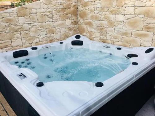 Villa Kennedy Corniche Vue exceptionnelle Jacuzzi Parking privé RoucasBlanc