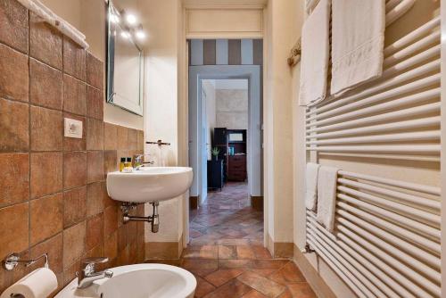 Cantagrillo - Spacious Villa & Private Pool