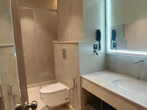 Un baño de The Maharaja Crest