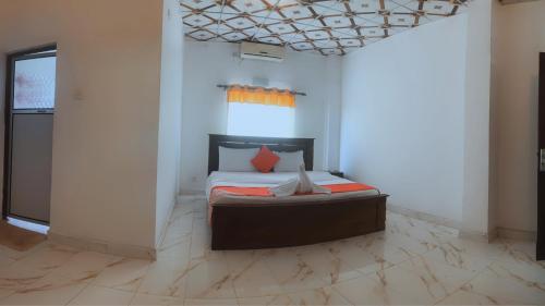 Фотография из галереи Mashendra Garden Hotel by Fairway Hotels в Катунаяке