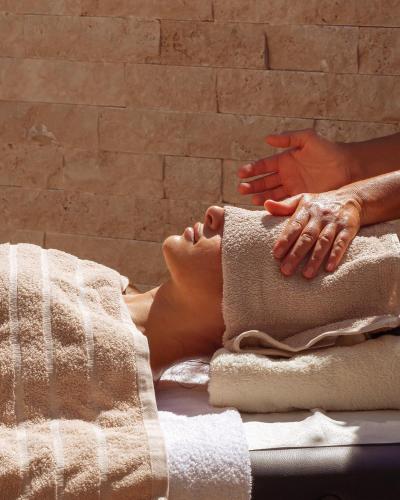 Lázně a/nebo wellness v ubytování Al Borgo 02 Luxury Suites in Sardinia