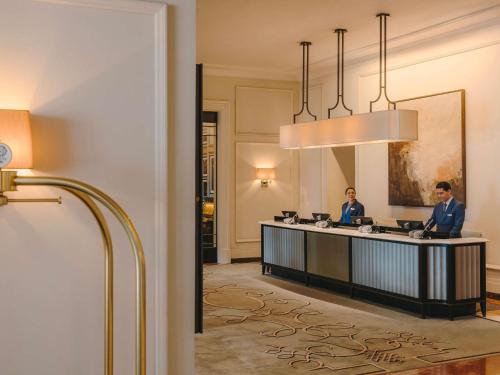 Гости Fairmont Le Montreux Palace