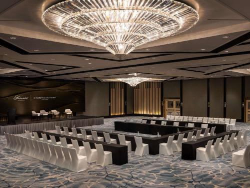 Фотография из галереи Swissotel The Stamford Singapore в Сингапуре