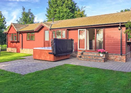 Κήπος έξω από το Hollybrook Lodges