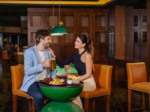 Гости Fairmont Ajman