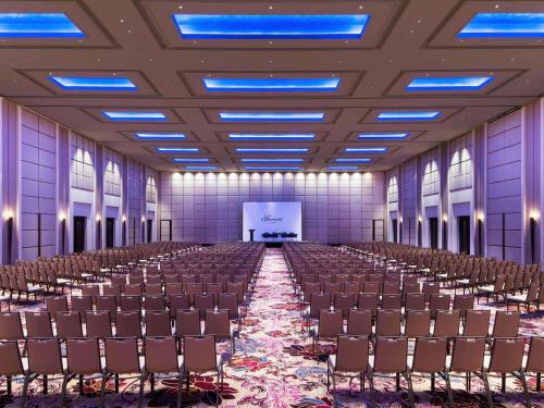 Бизнес-центр и/или конференц-зал в Fairmont Jakarta