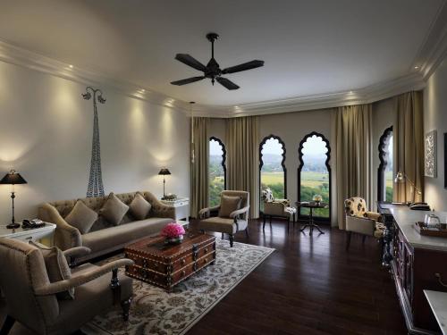 Zona de estar de Fairmont Jaipur
