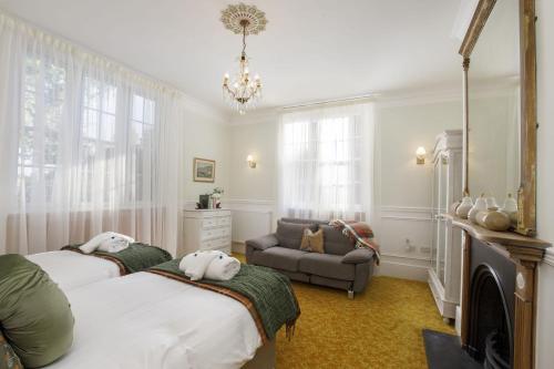 3 St Thomas's House photo 3