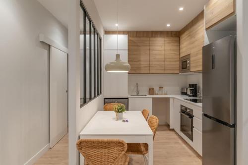 Cozy central -2 Bdrs 2 Baths - Delicias