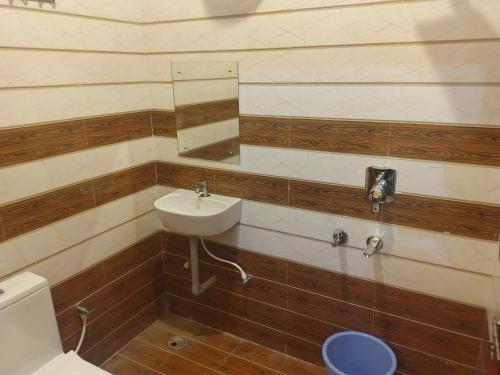 Ένα μπάνιο στο Sitaram bagh Hotel